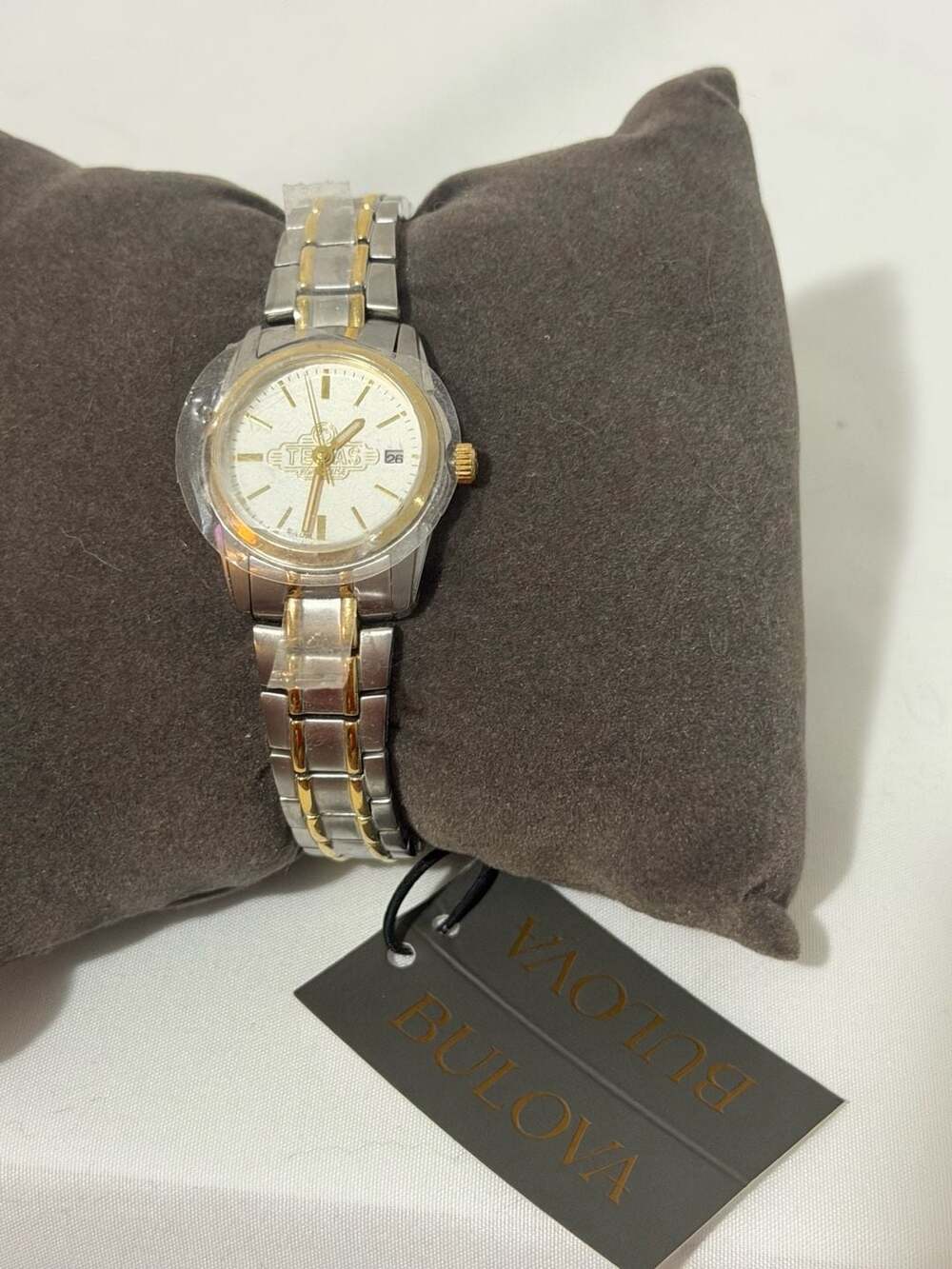 Bulova Texas Roadhouse 10 Year Anniversary Women's Watch 98M105TR New